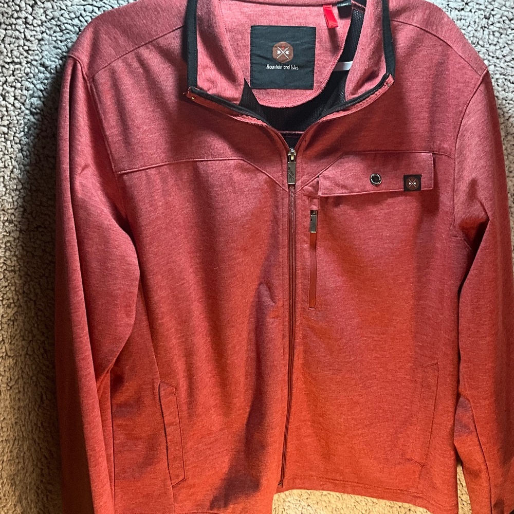 Mountain and Isles red lightweight jacket.  Size Large